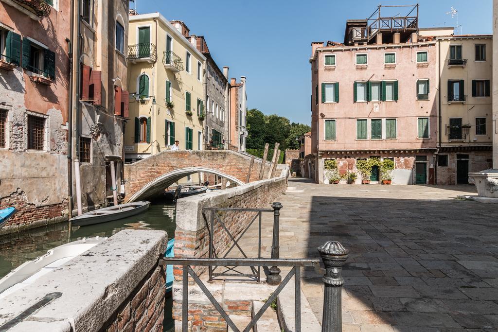 7 Windows On Venezia Rom bilde